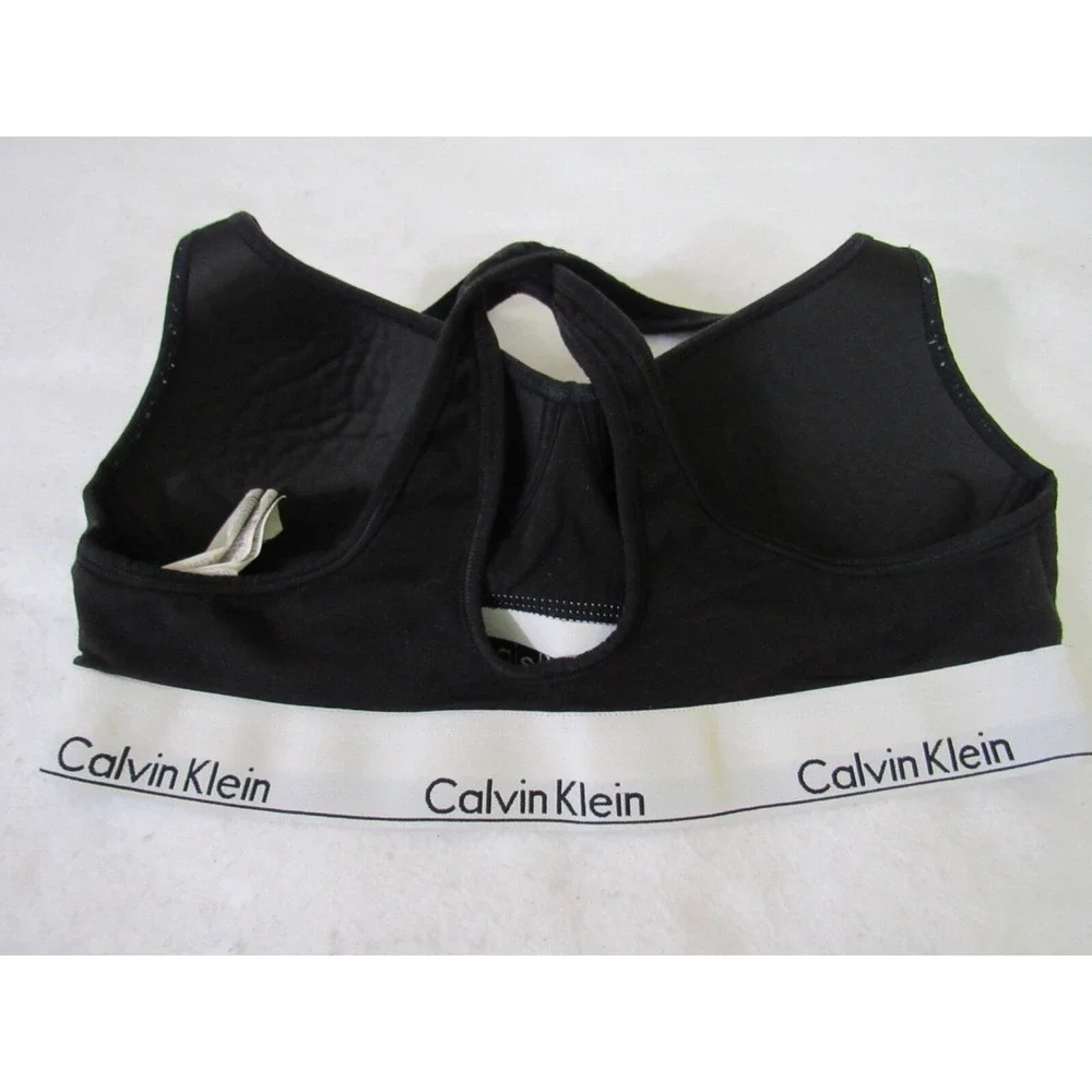 Calvin Klein Women's Impact Racerback Sports Bra In Black Size L